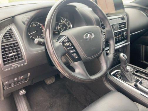 2023 INFINITI QX80 SENSORY