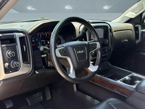 White Frost Tricoat 2018 GMC Sierra 1500 SLT