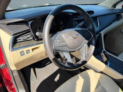 2019 Cadillac XT5 Base