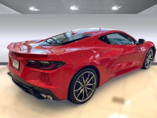 2026 Chevrolet Corvette Stingray w/2LT