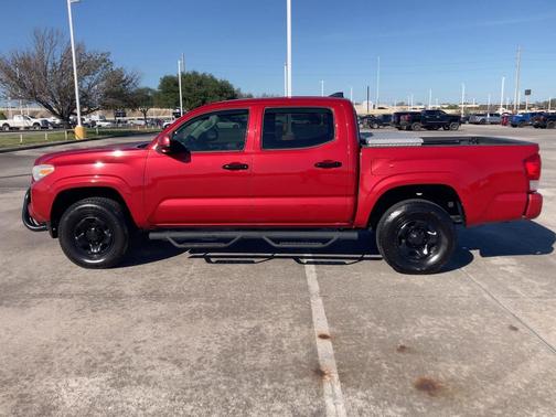 2016 Toyota Tacoma SR5
