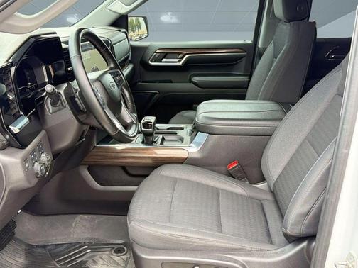 Summit White 2024 Chevrolet Silverado 1500 LT Trail Boss