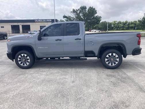 2025 Chevrolet Silverado 2500 Custom