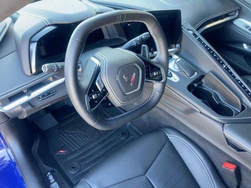 2025 Chevrolet Corvette Stingray w/3LT
