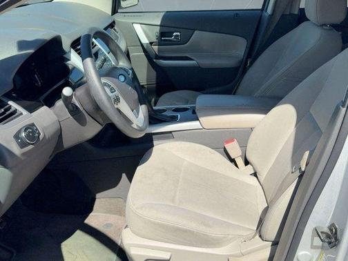 2014 Ford Edge SE