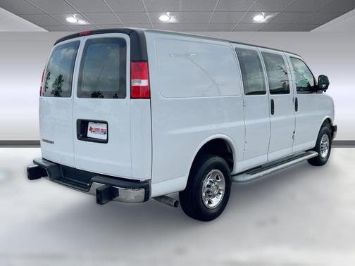 2024 Chevrolet Express 2500 RWD 2500 Regular Wheelbase WT