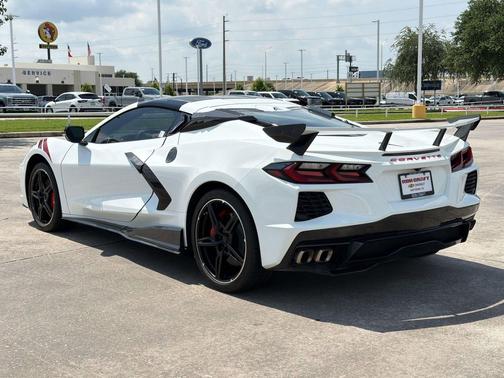 Arctic White 2023 Chevrolet Corvette Stingray w/2LT