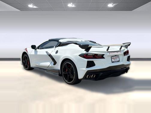 Arctic White 2023 Chevrolet Corvette Stingray w/2LT