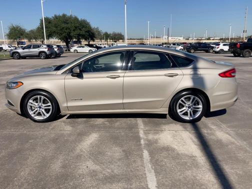 2018 Ford Fusion Hybrid S