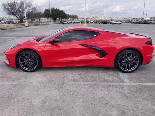 2025 Chevrolet Corvette Stingray w/2LT