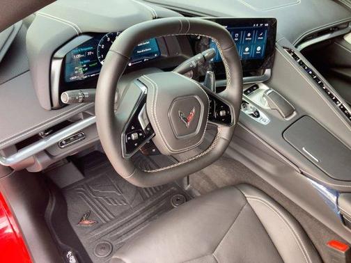 2025 Chevrolet Corvette Stingray w/2LT