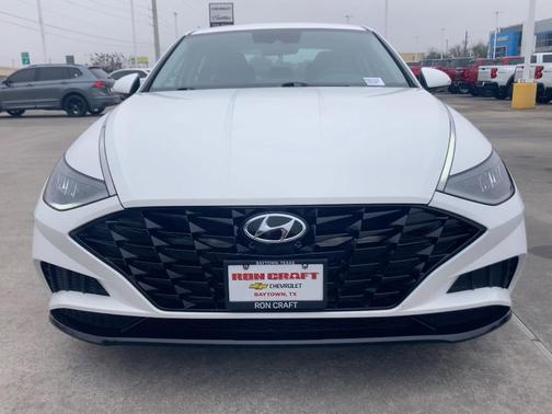 2022 Hyundai SONATA SEL