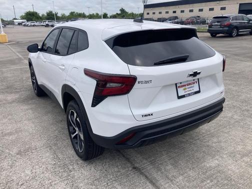 2025 Chevrolet Trax FWD 1RS