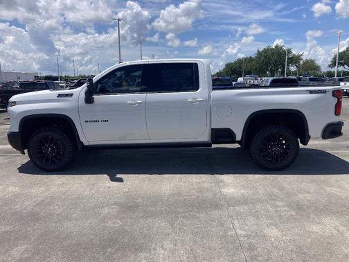 2025 Chevrolet Silverado 2500 LTZ