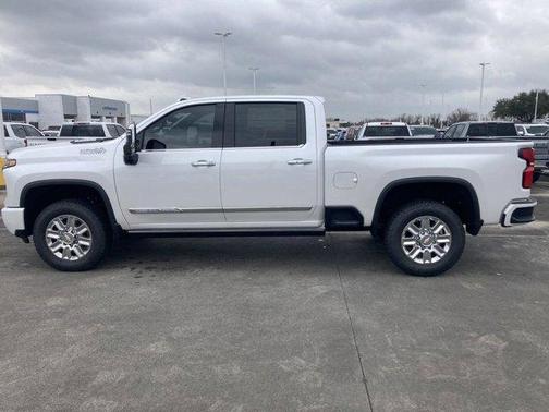 2025 Chevrolet Silverado 3500 High Country
