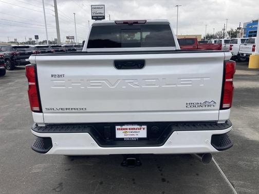 2025 Chevrolet Silverado 3500 High Country