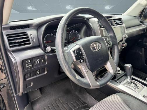 Midnight Black Metallic 2021 Toyota 4Runner SR5