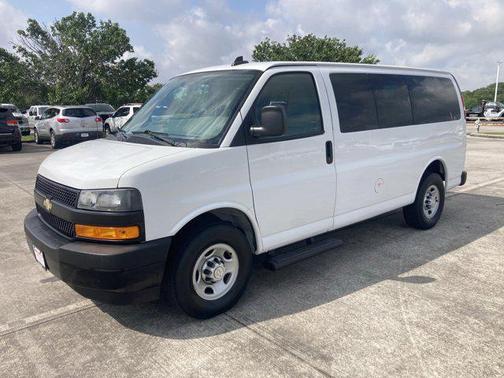 2019 Chevrolet Express 2500 LS