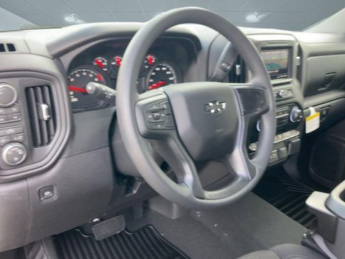 White Sands 2026 Chevrolet Silverado 1500 Custom Trail Boss