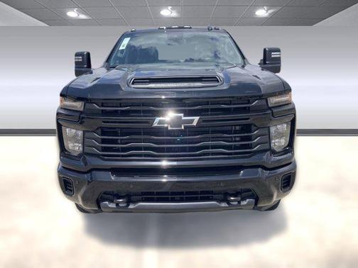 2025 Chevrolet Silverado 2500 Custom