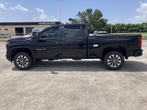 2025 Chevrolet Silverado 2500 Custom