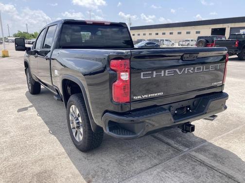 2025 Chevrolet Silverado 2500 Custom