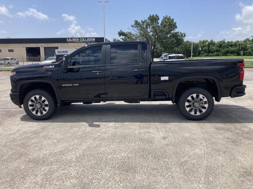 2025 Chevrolet Silverado 2500 Custom