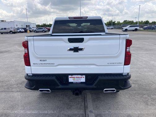2025 Chevrolet Silverado 1500 Custom Trail Boss