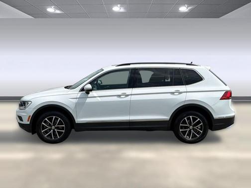 Pure White 2021 Volkswagen Tiguan 2.0T SE
