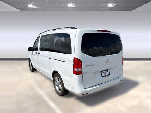 2016 Mercedes-Benz Metris Base