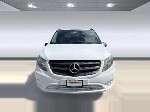 2016 Mercedes-Benz Metris Base