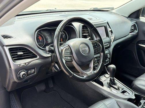 Sting-Gray Clearcoat 2021 Jeep Cherokee Latitude Lux