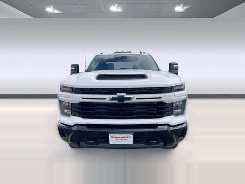 2026 Chevrolet Silverado 2500 Custom