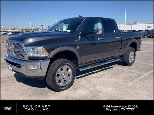 2017 RAM 2500 Laramie Crew Cab 4x4 6'4' Box