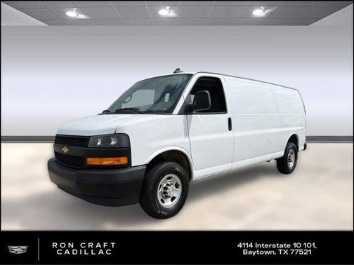 Summit White 2022 Chevrolet Express 3500 RWD 3500 Extended Wheelbase WT