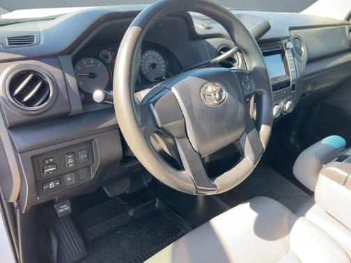 2016 Toyota Tundra SR