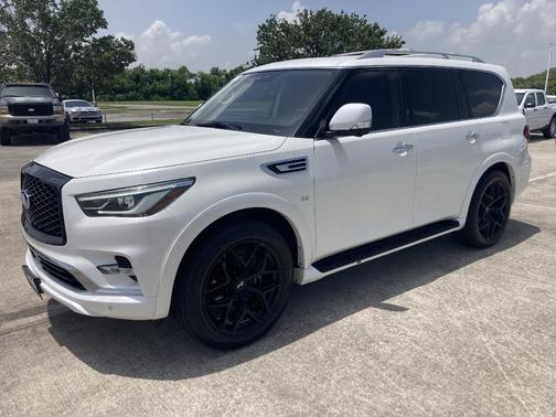 2019 INFINITI QX80 Luxe