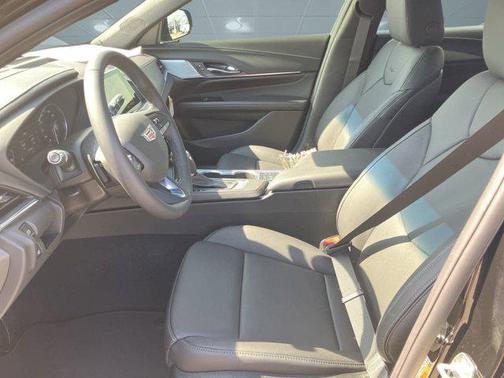 2025 Cadillac CT4 Premium Luxury RWD