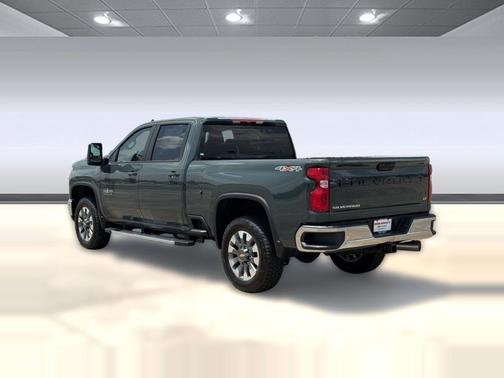 Cypress Gray 2026 Chevrolet Silverado 2500 LT