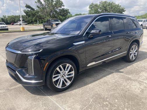 2026 Cadillac VISTIQ Luxury