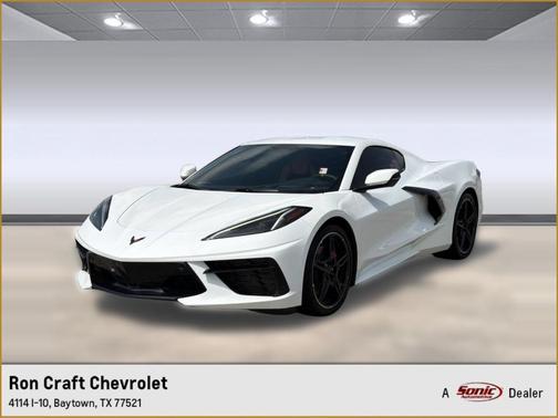 Arctic White 2023 Chevrolet Corvette Stingray w/2LT