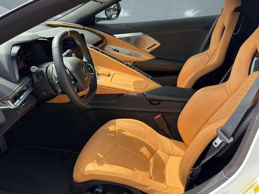 Arctic White 2023 Chevrolet Corvette Stingray w/2LT