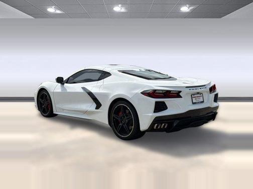 Arctic White 2023 Chevrolet Corvette Stingray w/2LT