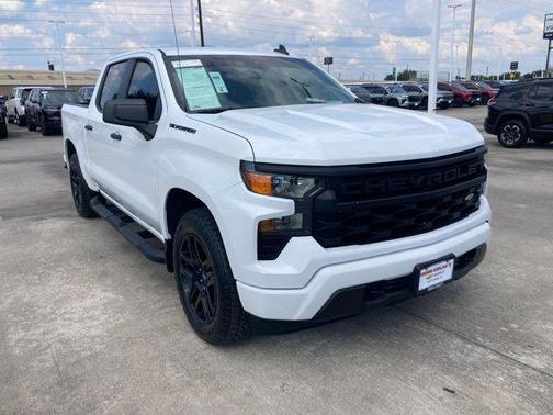 2022 Chevrolet Silverado 1500 Custom