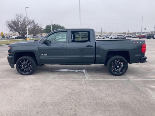 2018 Chevrolet Silverado 1500 2LT
