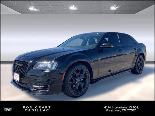 2022 Chrysler 300 Touring