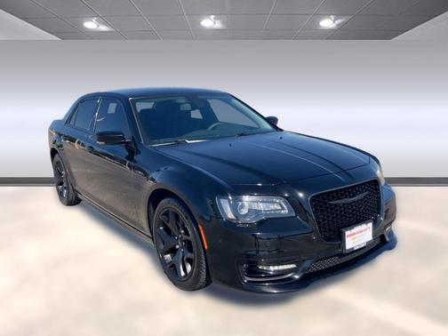 2022 Chrysler 300 Touring