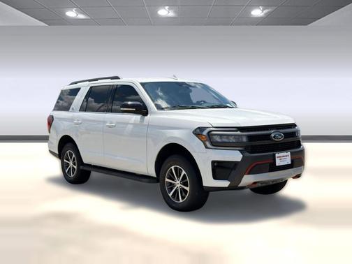 Star White Metallic Tri-Coat 2024 Ford Expedition Timberline