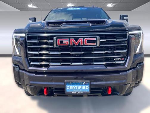 2025 GMC Sierra 2500 AT4