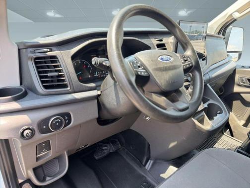 Oxford White 2022 Ford Transit-350 XLT